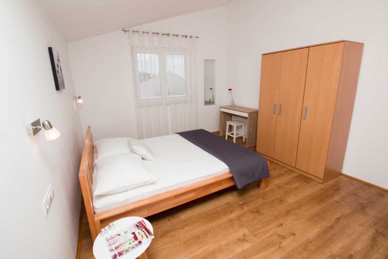 Apartments Liber Lokva Rogoznica Kültér fotó