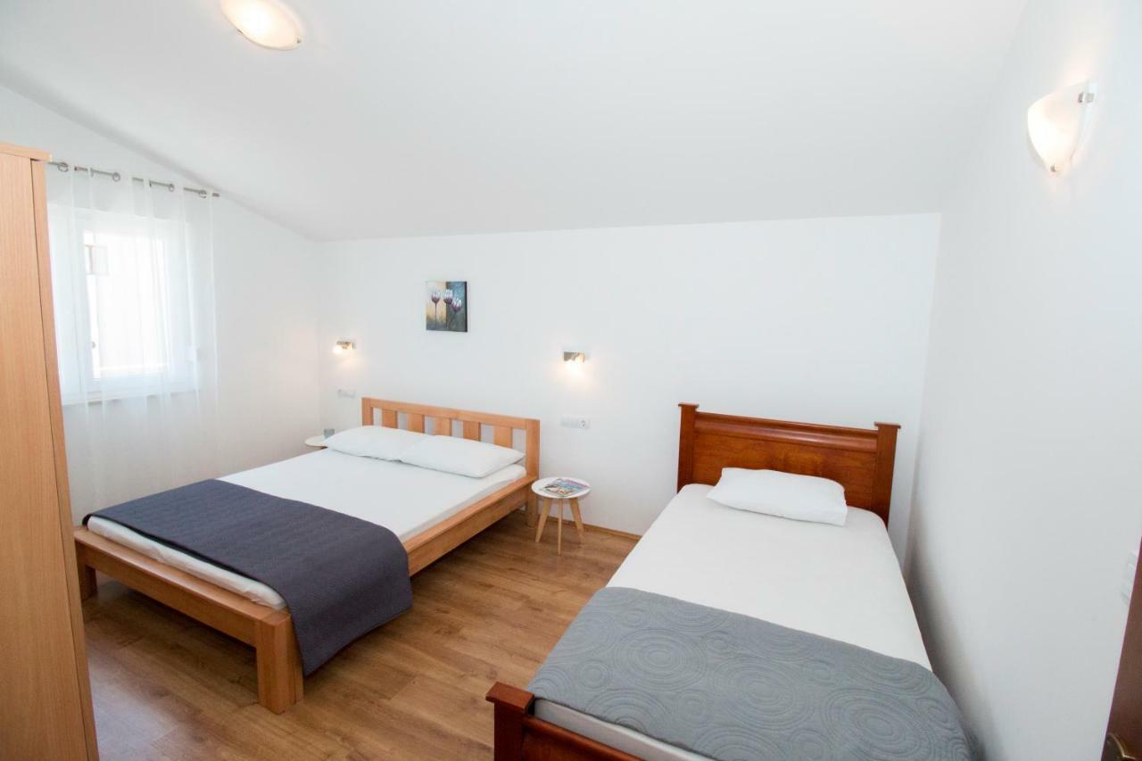 Apartments Liber Lokva Rogoznica Kültér fotó